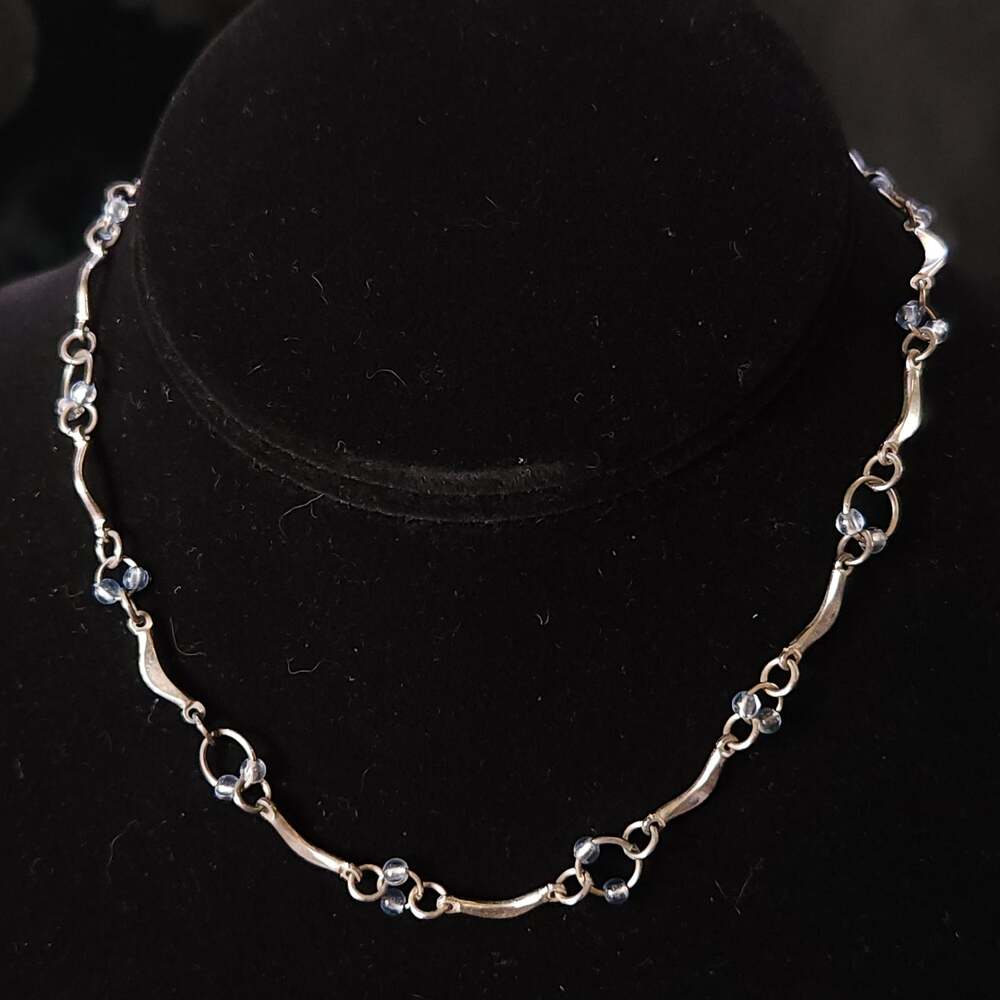 Vintage 1990s Blue Stone Accent Necklace Silver Tone Alloy Chain 18 Inch